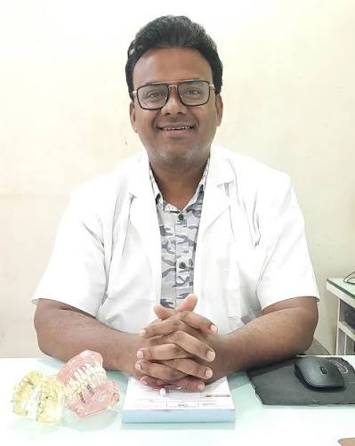 Dr Charudutt Patil